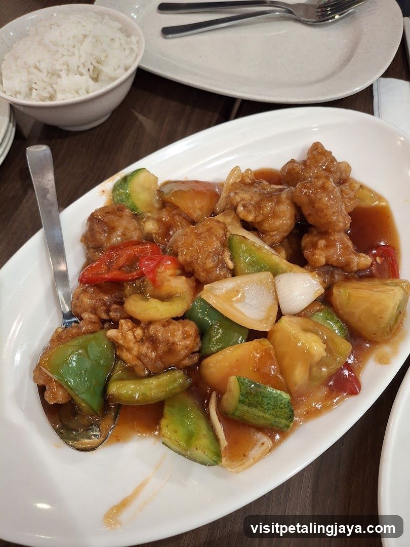 Crispy Chicken with Vegetables and Rice