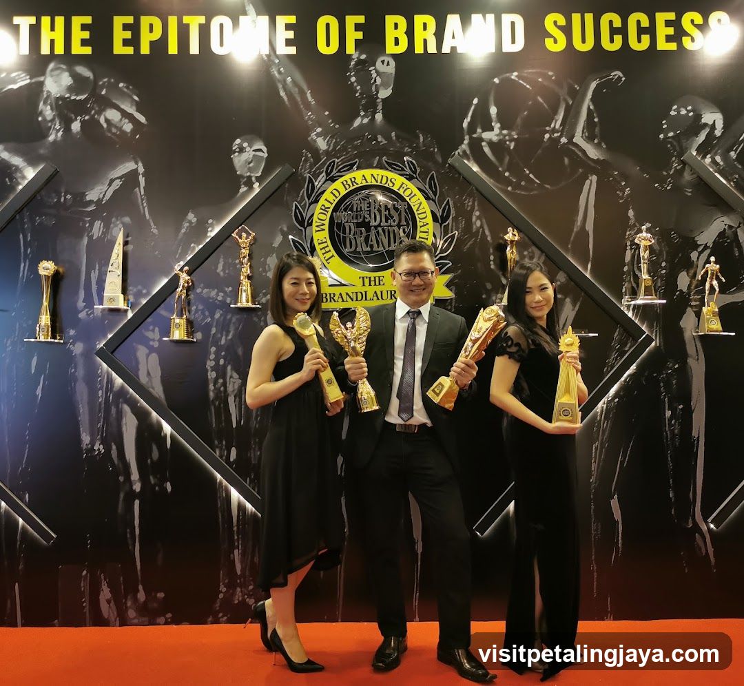 Award Winners with Trophies