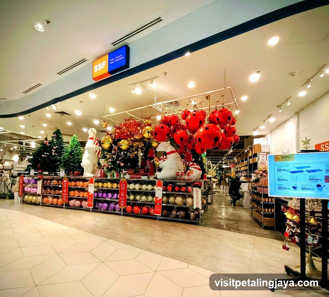 Christmas Decor Display in Mall
