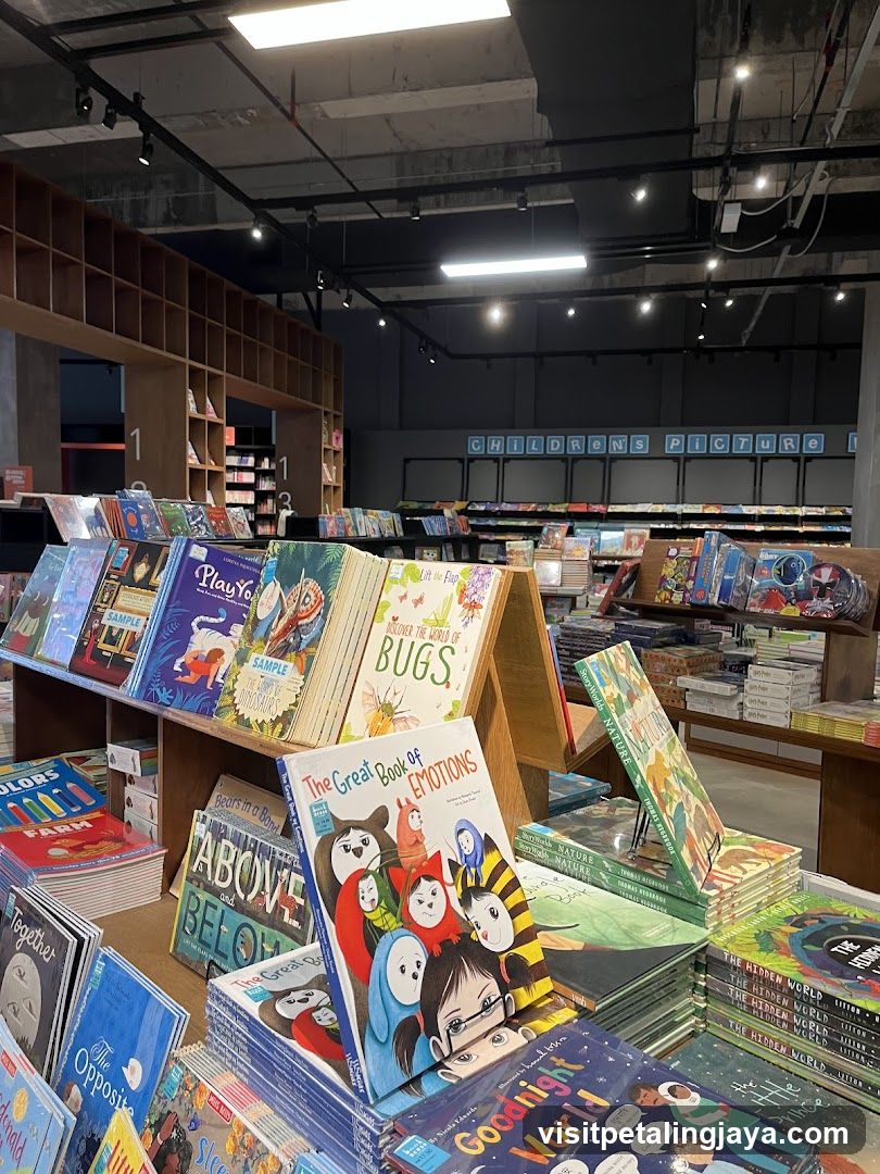 Bookstore Interior Display