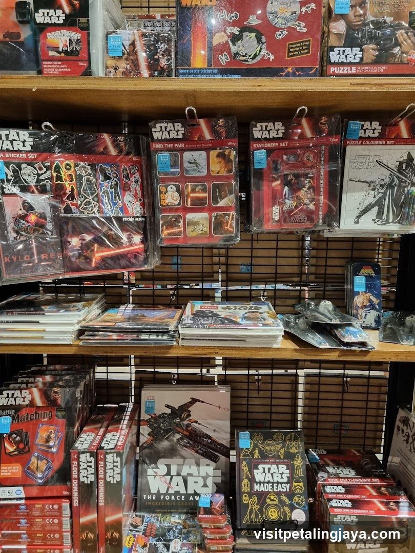 Star Wars Merchandise Display
