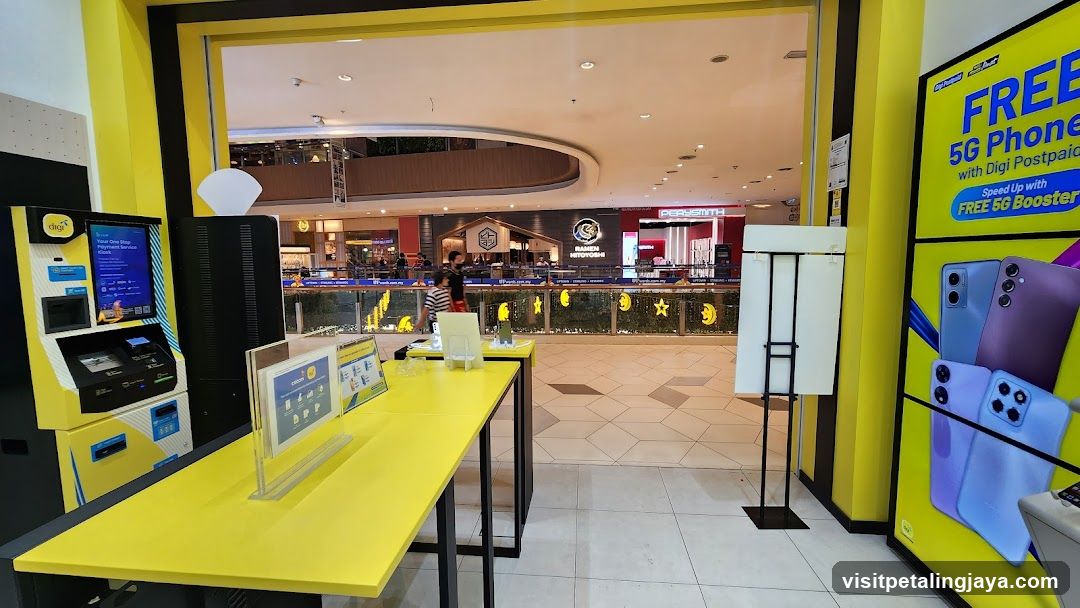 Digi Store Interior View