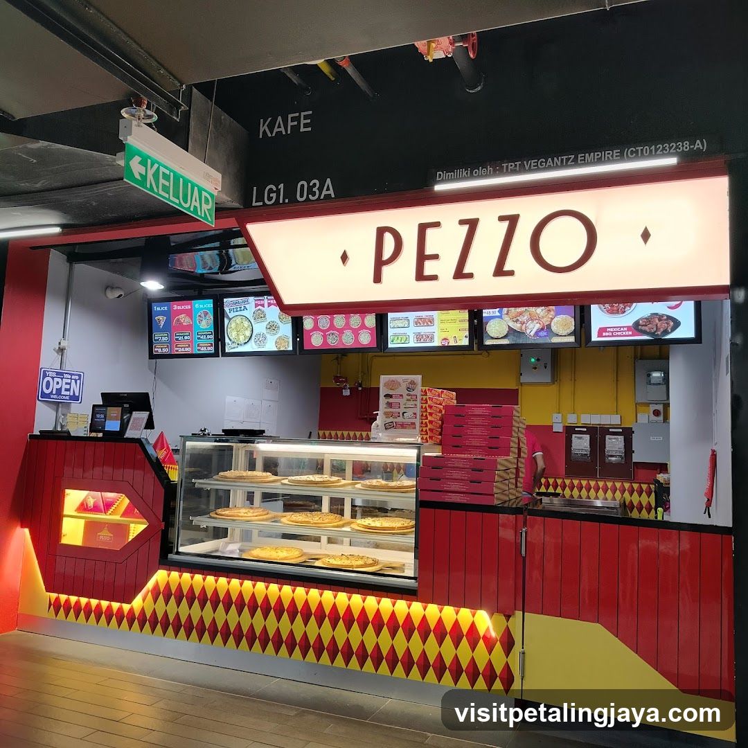 PEZZO Food Stall Interior