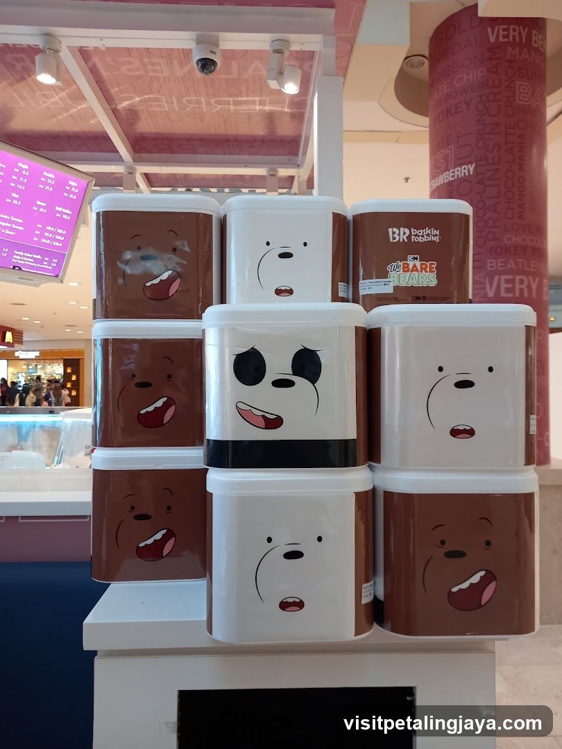 Bare Bears Ice Cream Display