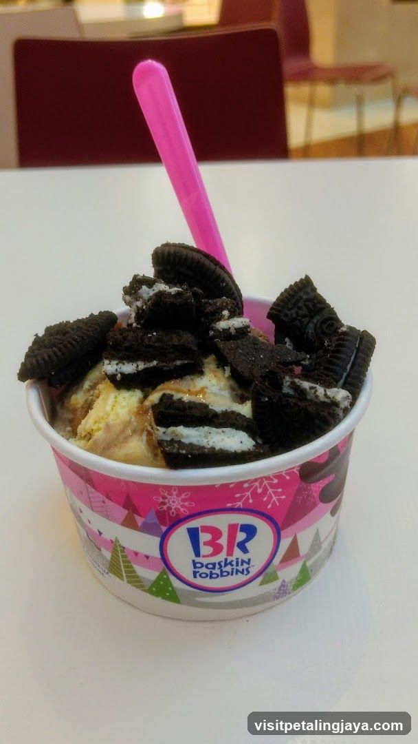 Baskin Robbins Ice Cream Cup with Oreo Cookies