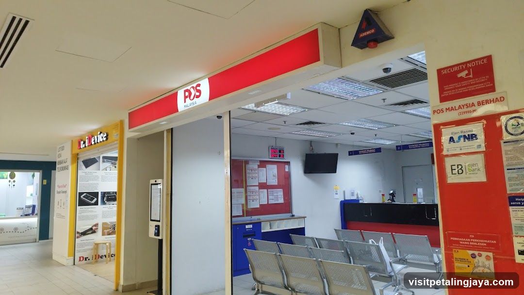 POS Malaysia Branch Entrance