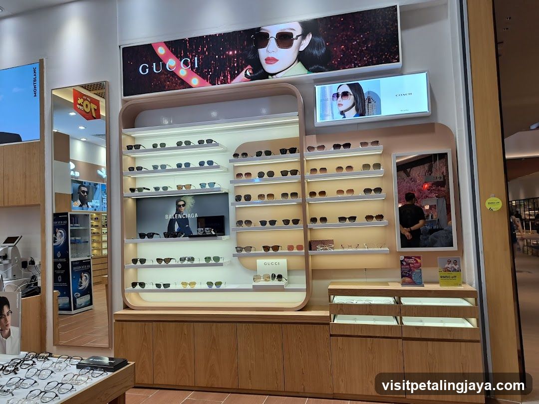 Gucci Eyewear Display