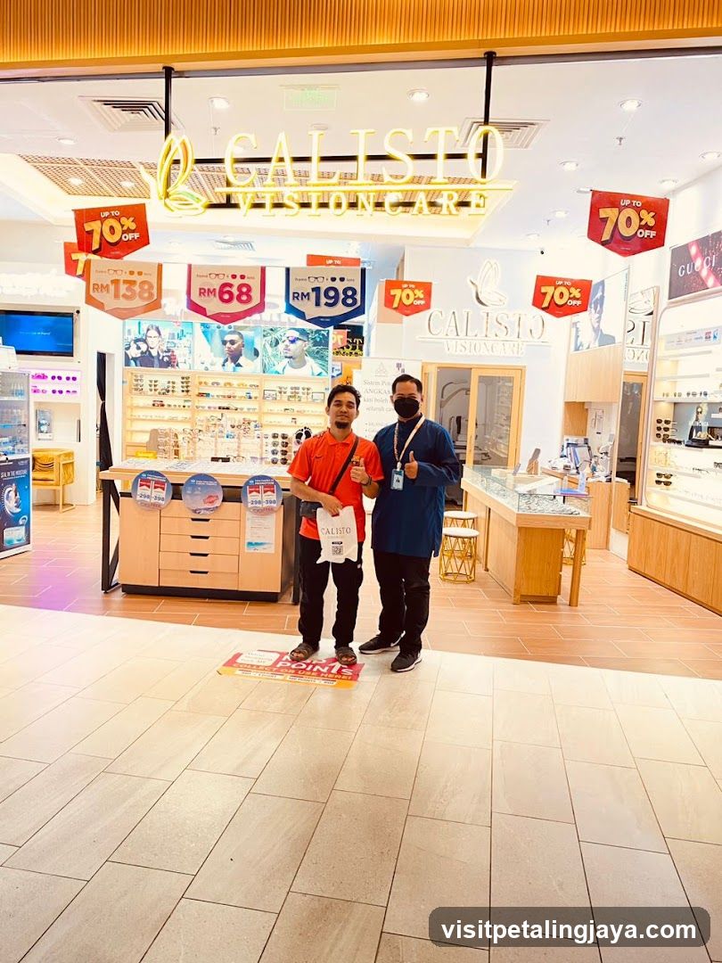 Calisto Visioncare Store Interior with Staff