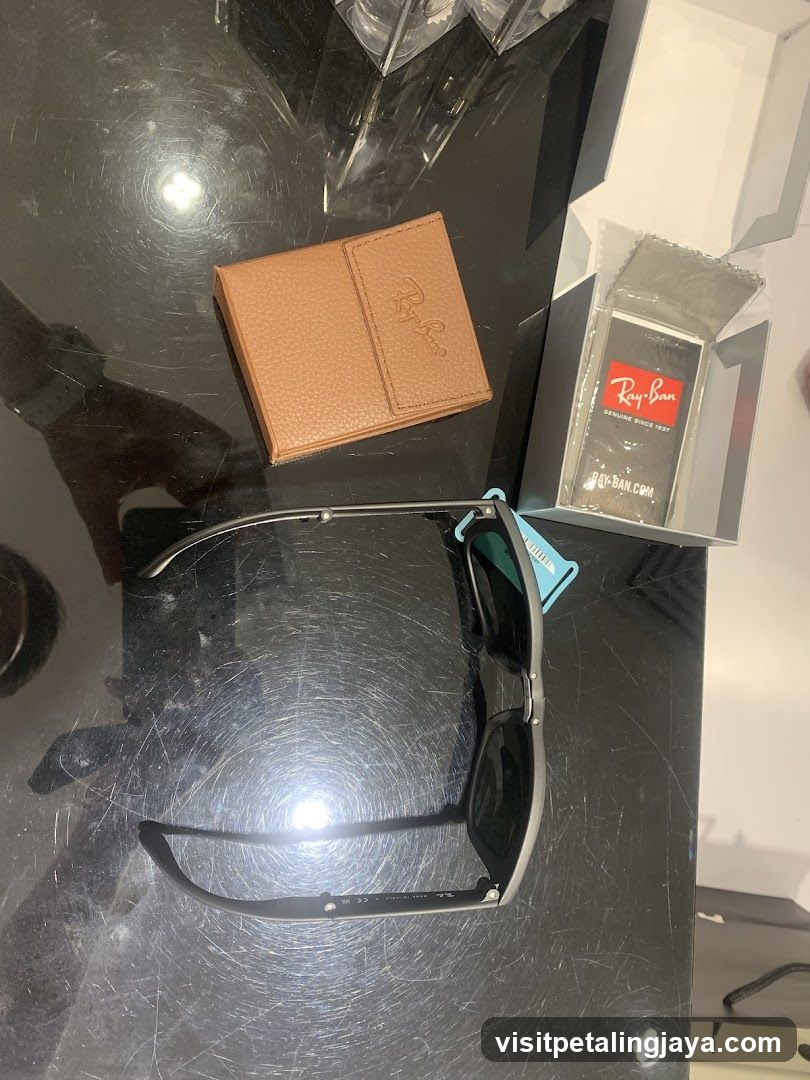 Ray-Ban Sunglasses and Accessories