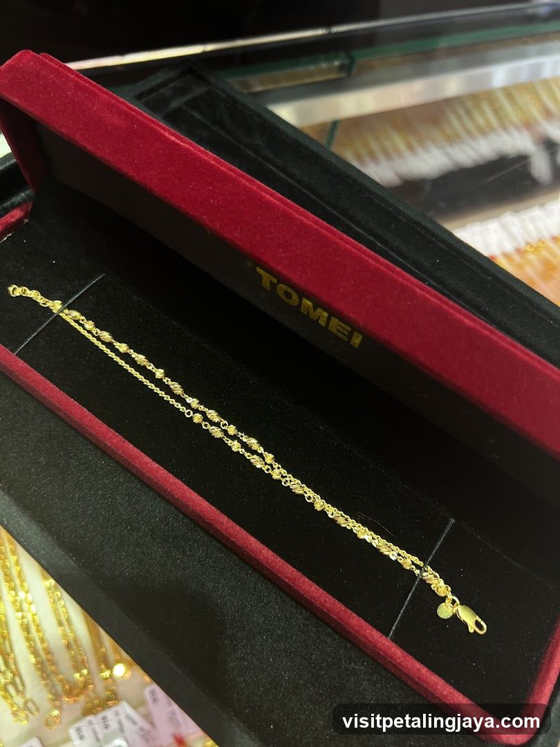 Gold Bracelet in Display Box