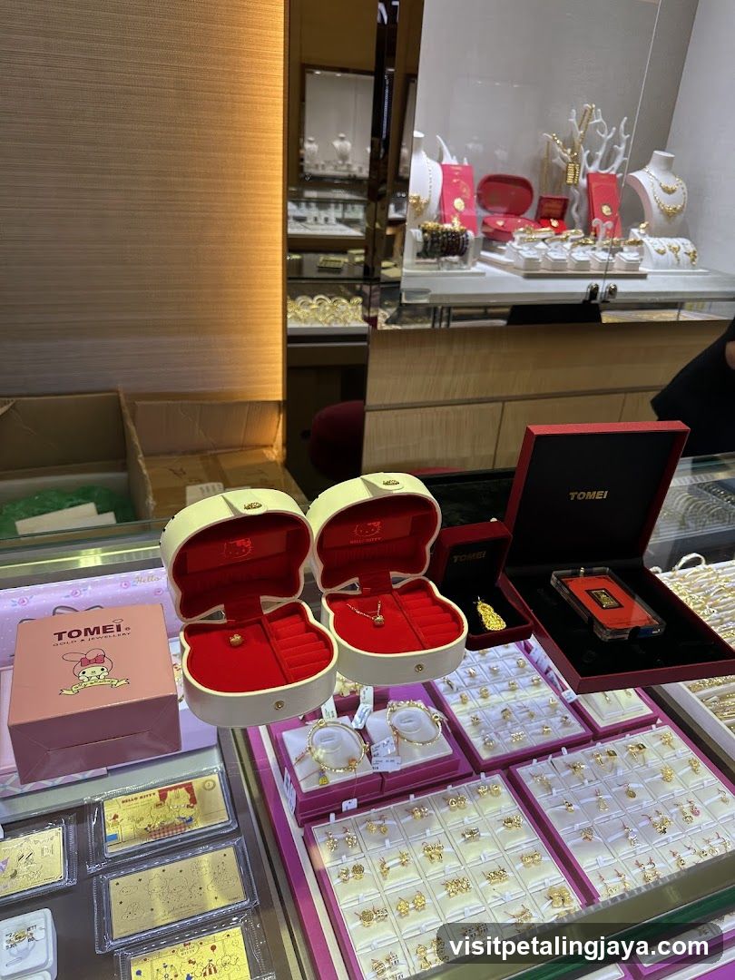 Jewelry Display Case