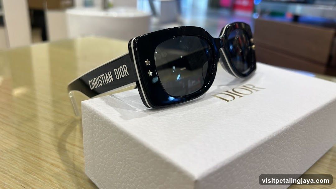 Dior Sunglasses Display