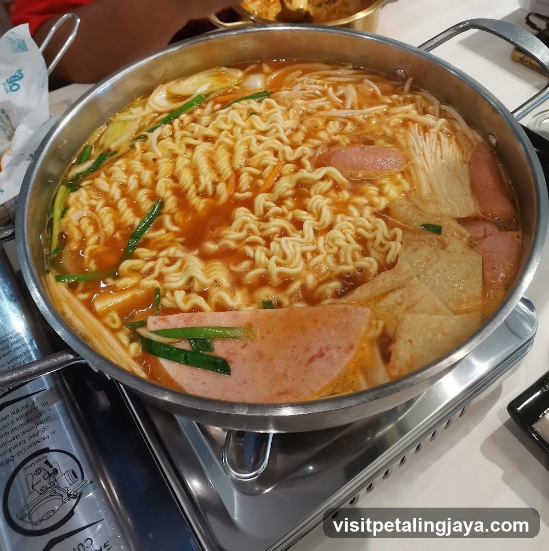 Hot Pot Noodle Dish