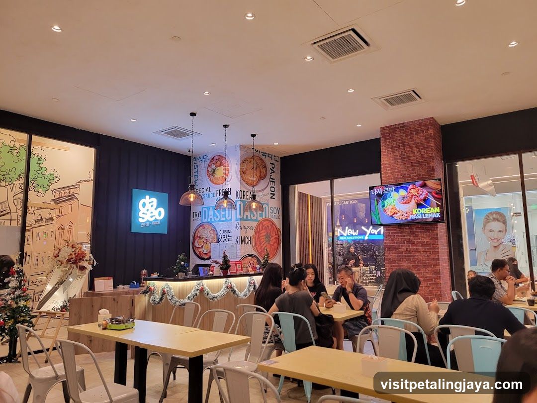 DaeSeo Restaurant Interior