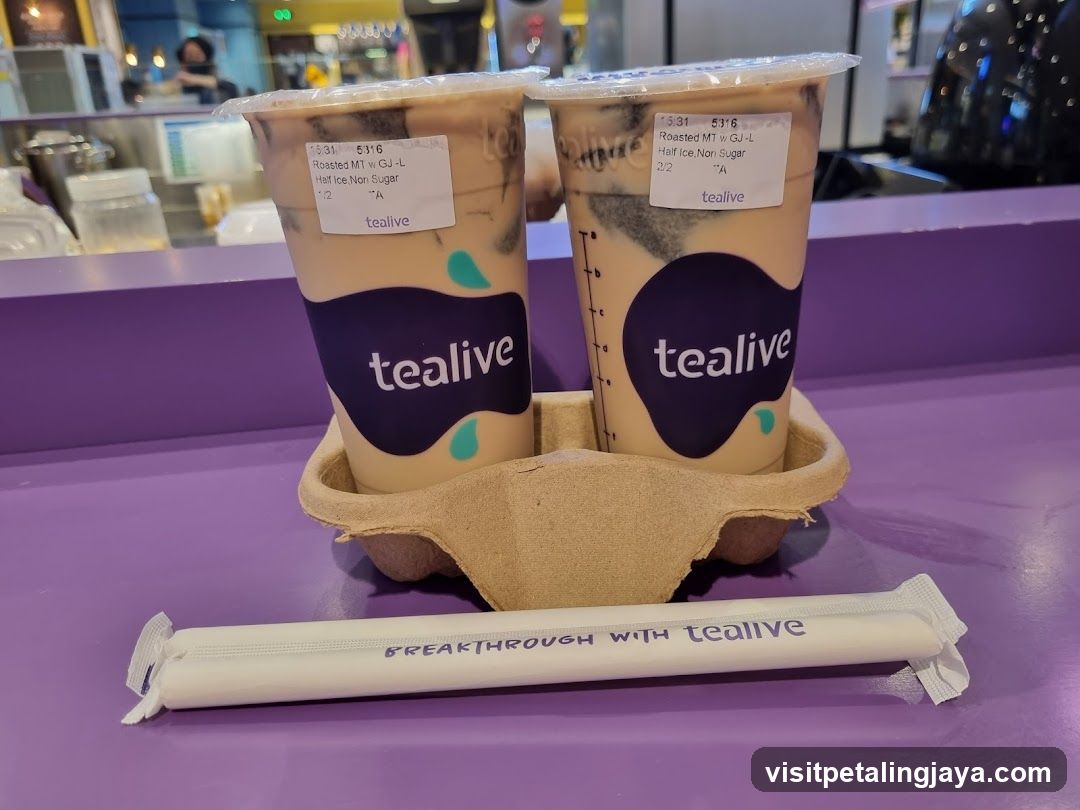 Tealive beverages and straw