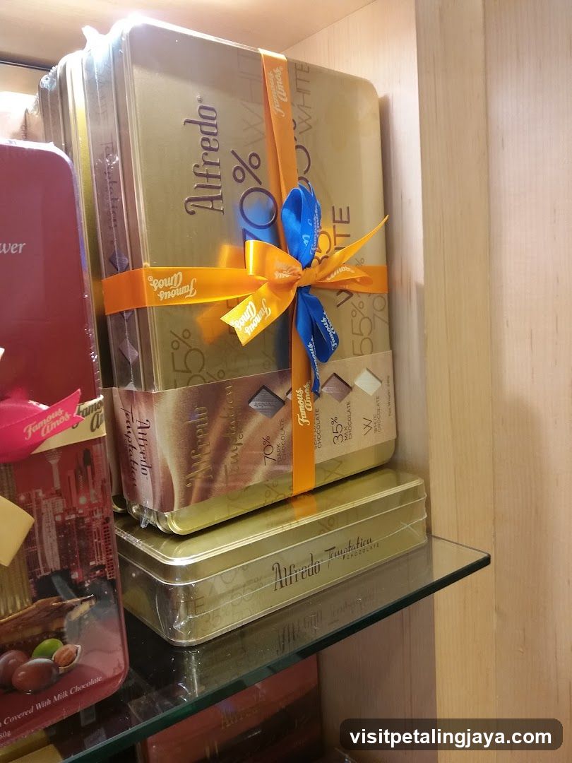 Alfredo Chocolate Tins Display