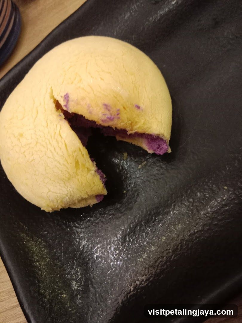 Purple Sweet Potato Bun
