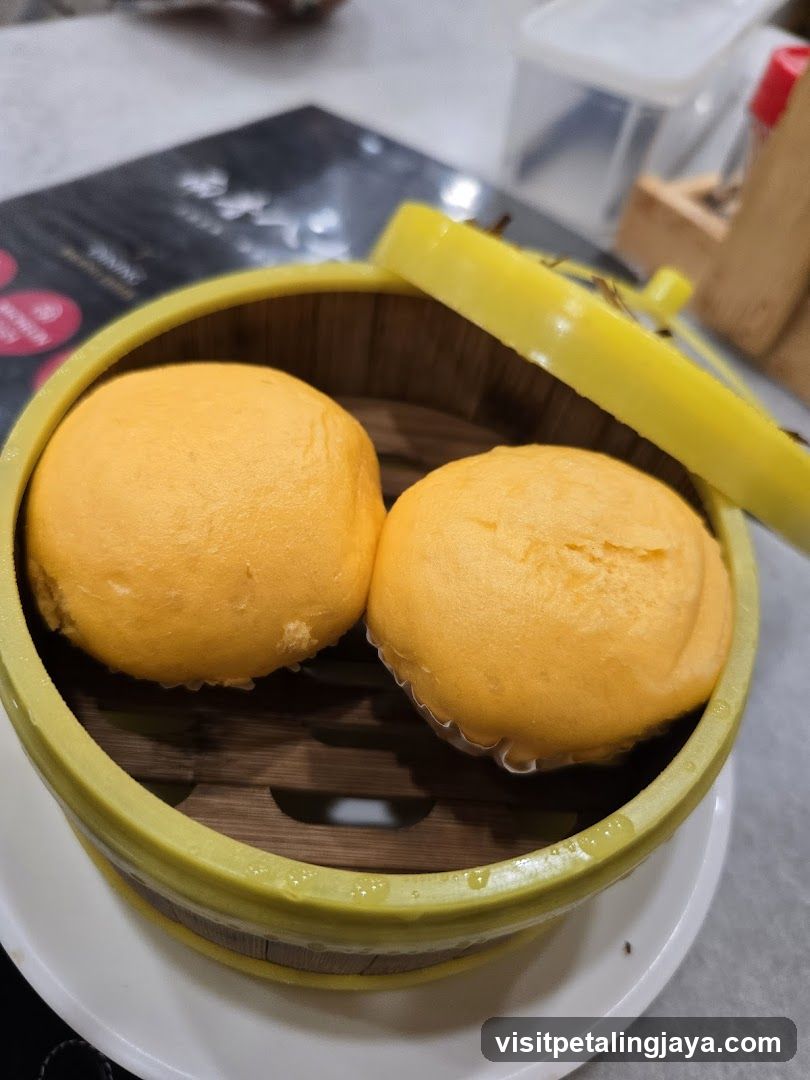 Steamed Buns in Bamboo Steamer