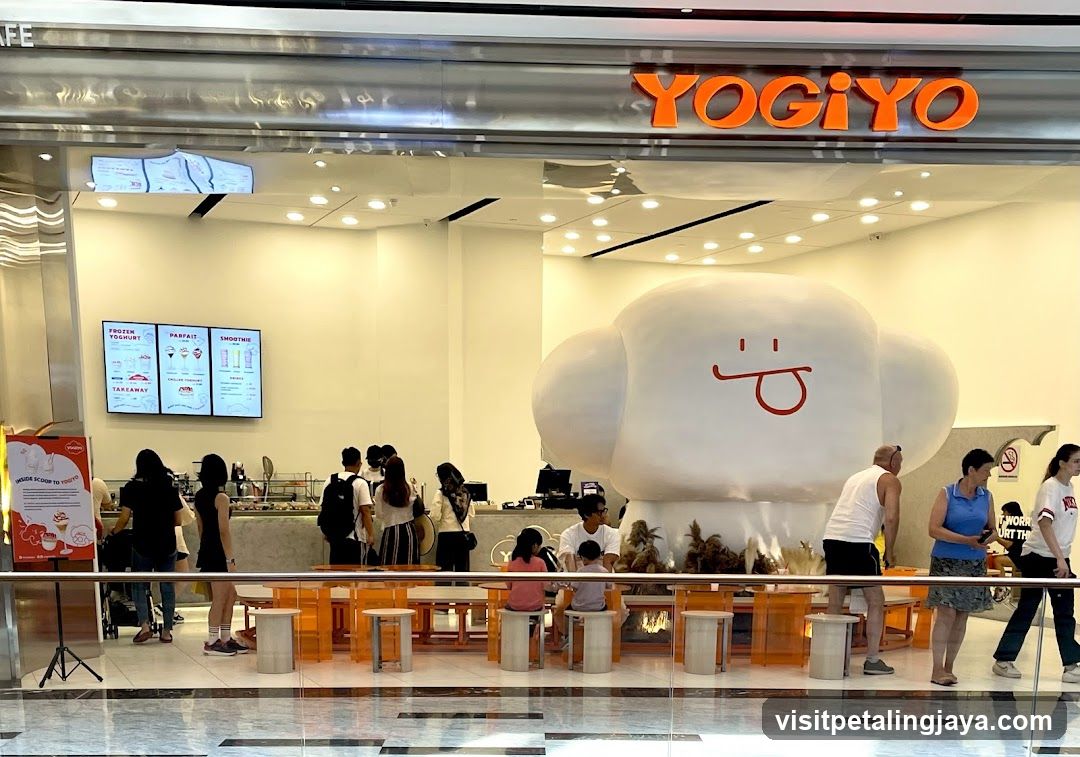 Yogiyo Frozen Yoghurt • TRX
