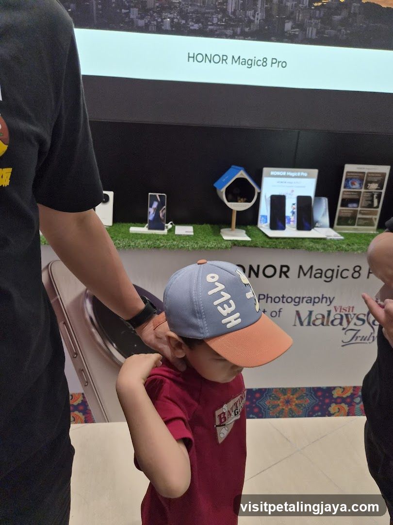 HONOR Magic8 Pro Display Area