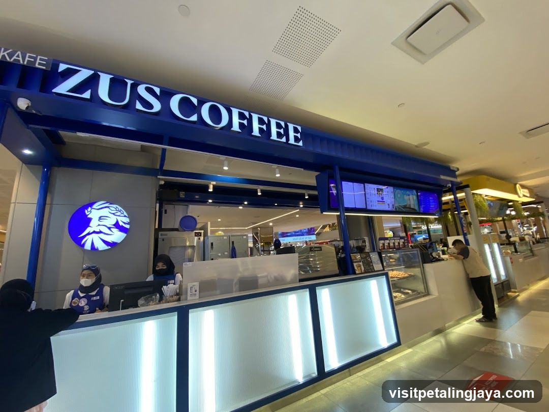 ZUS COFFEE storefront