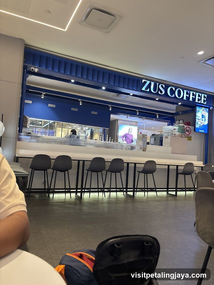 Zus Coffee Interior
