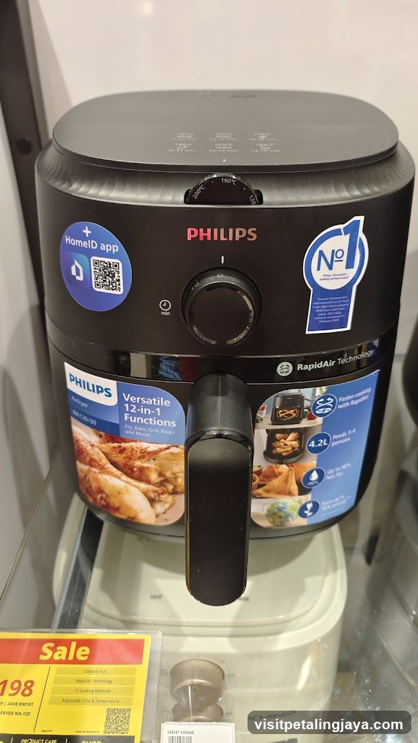 Philips Air Fryer on Display