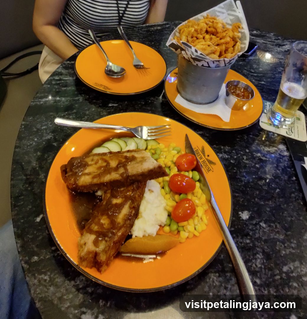 Restaurant Interior Dining Scene