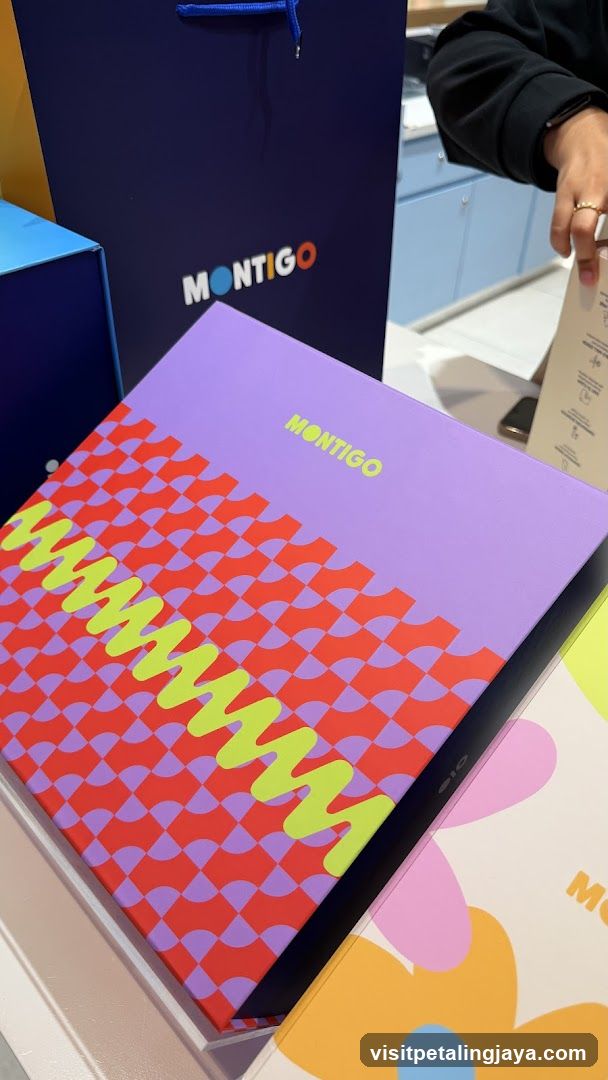 Montigo Merchandise Display