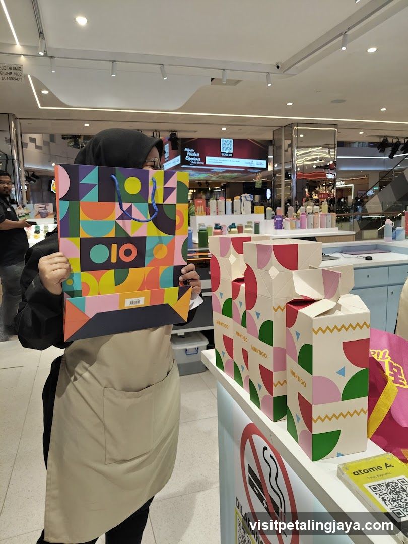 Interior shopping area