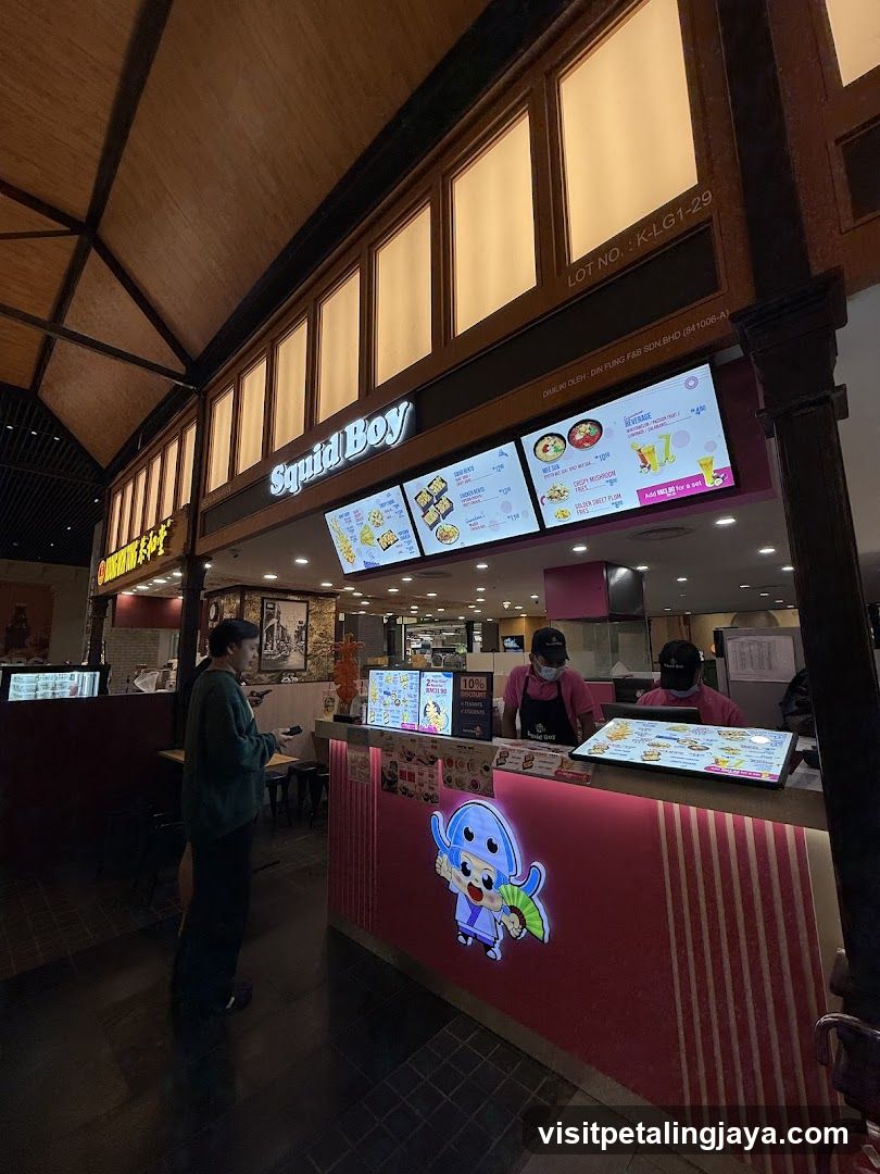 Squid Boy Food Stall Interior