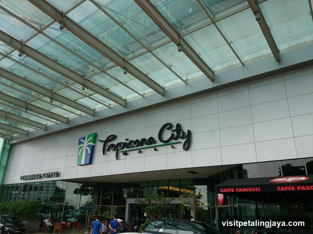 Tropicana City Entrance