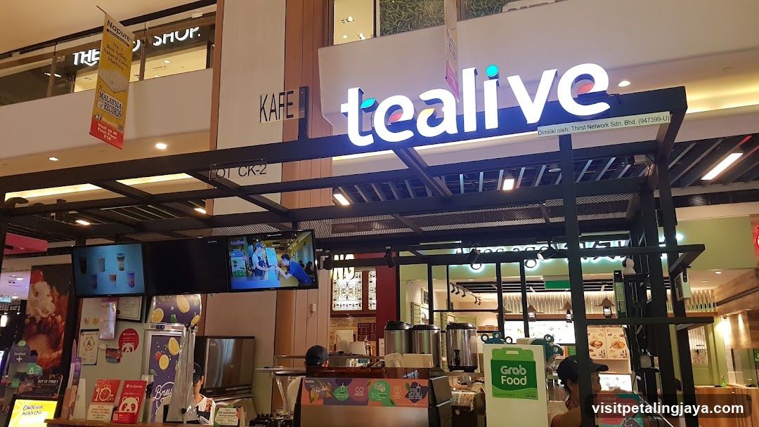 Tealive Store Interior