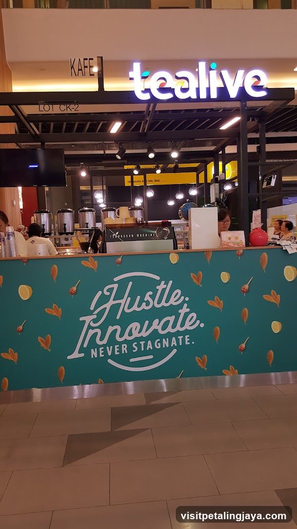Tealive Kafe Counter