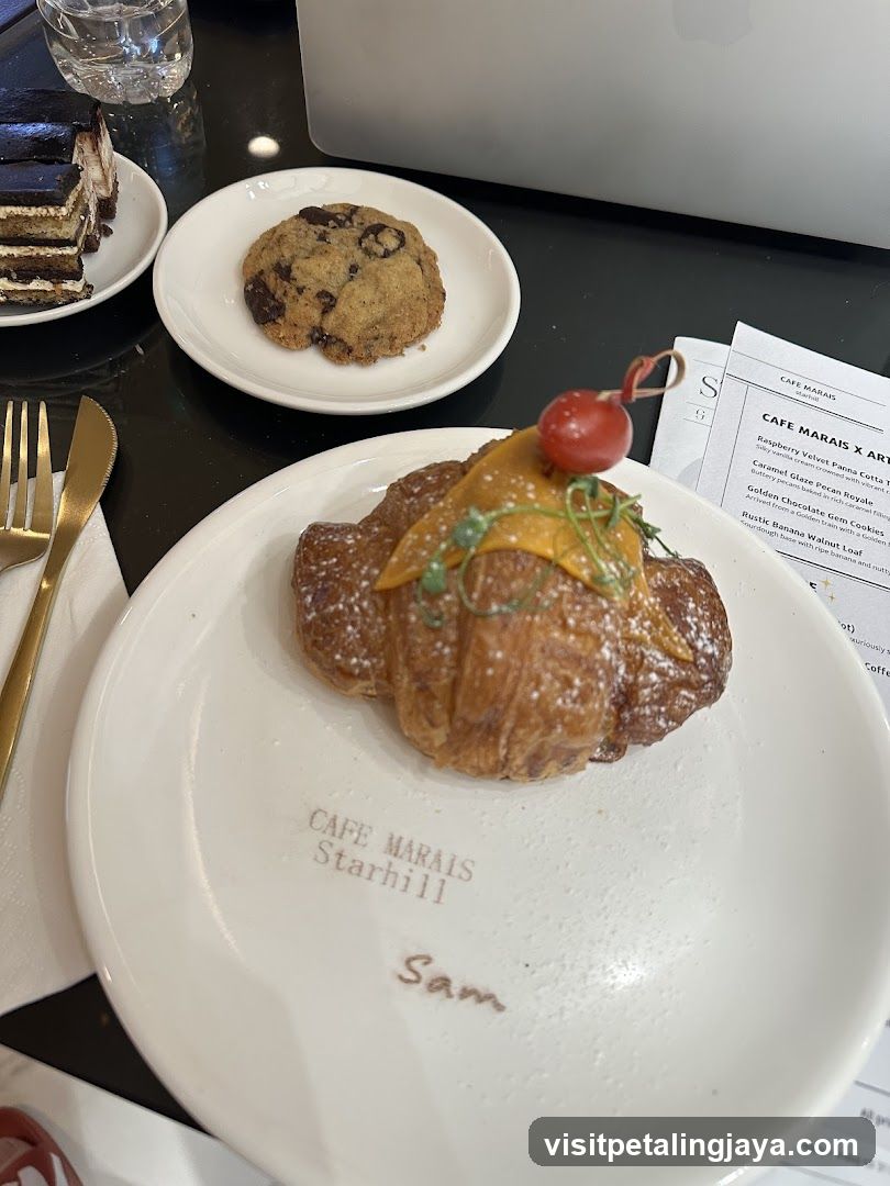 Cafe Marais Starhill Dessert Spread