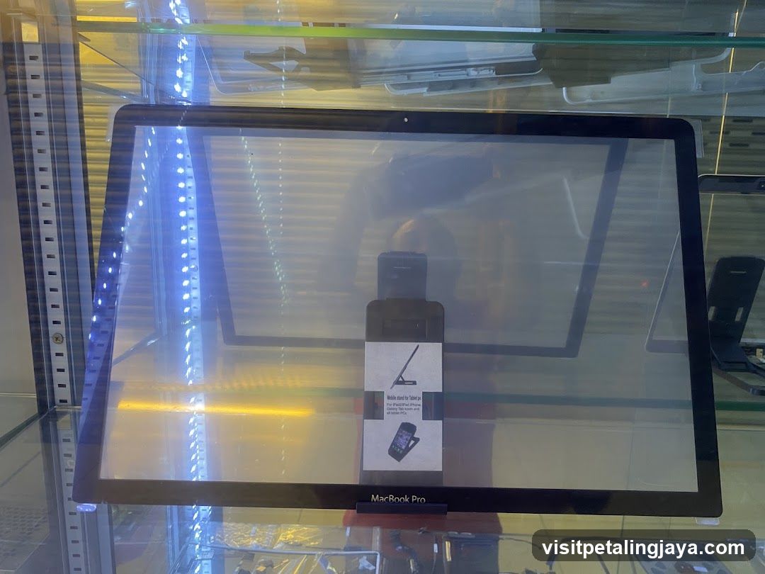 Electronics Display Case