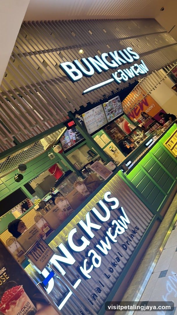 Bungkus Kawkaw Store Interior View
