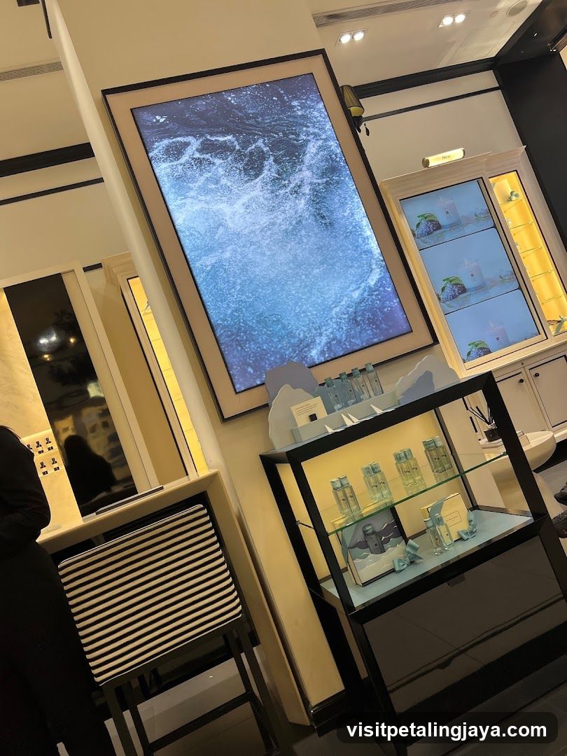 Store Interior Display