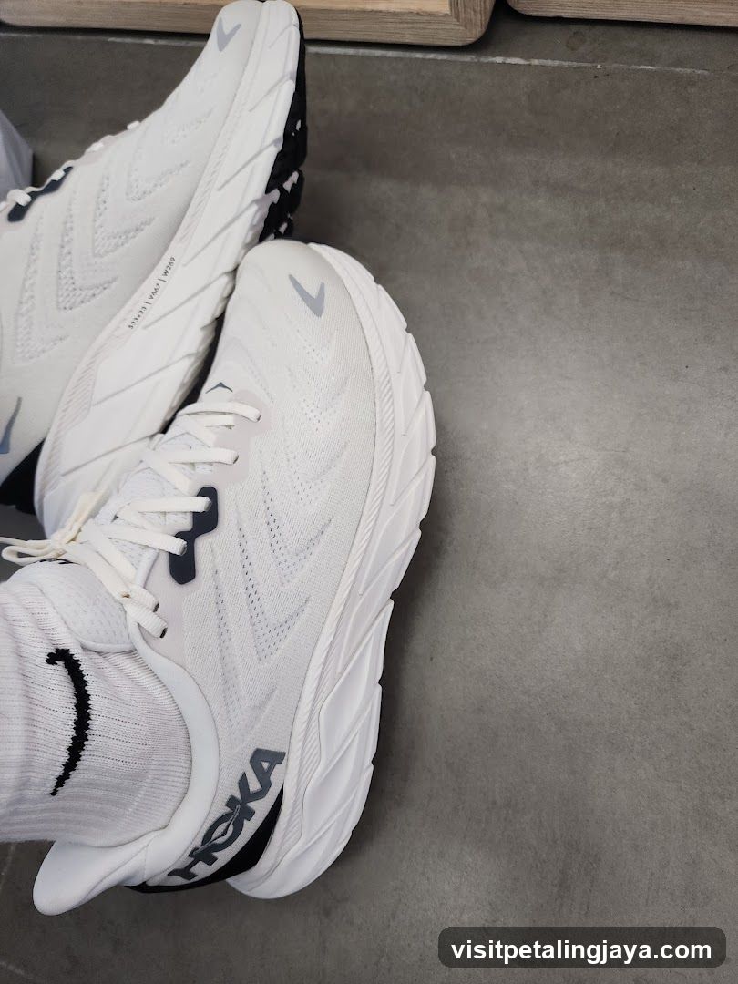 Hoka One One Sneakers