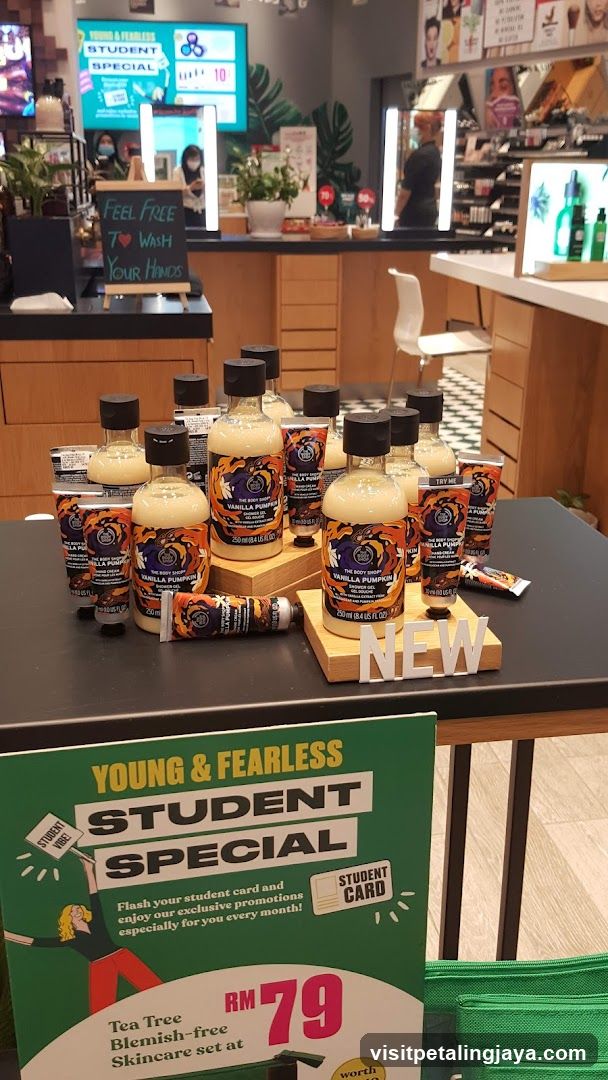 The Body Shop Student Special Display