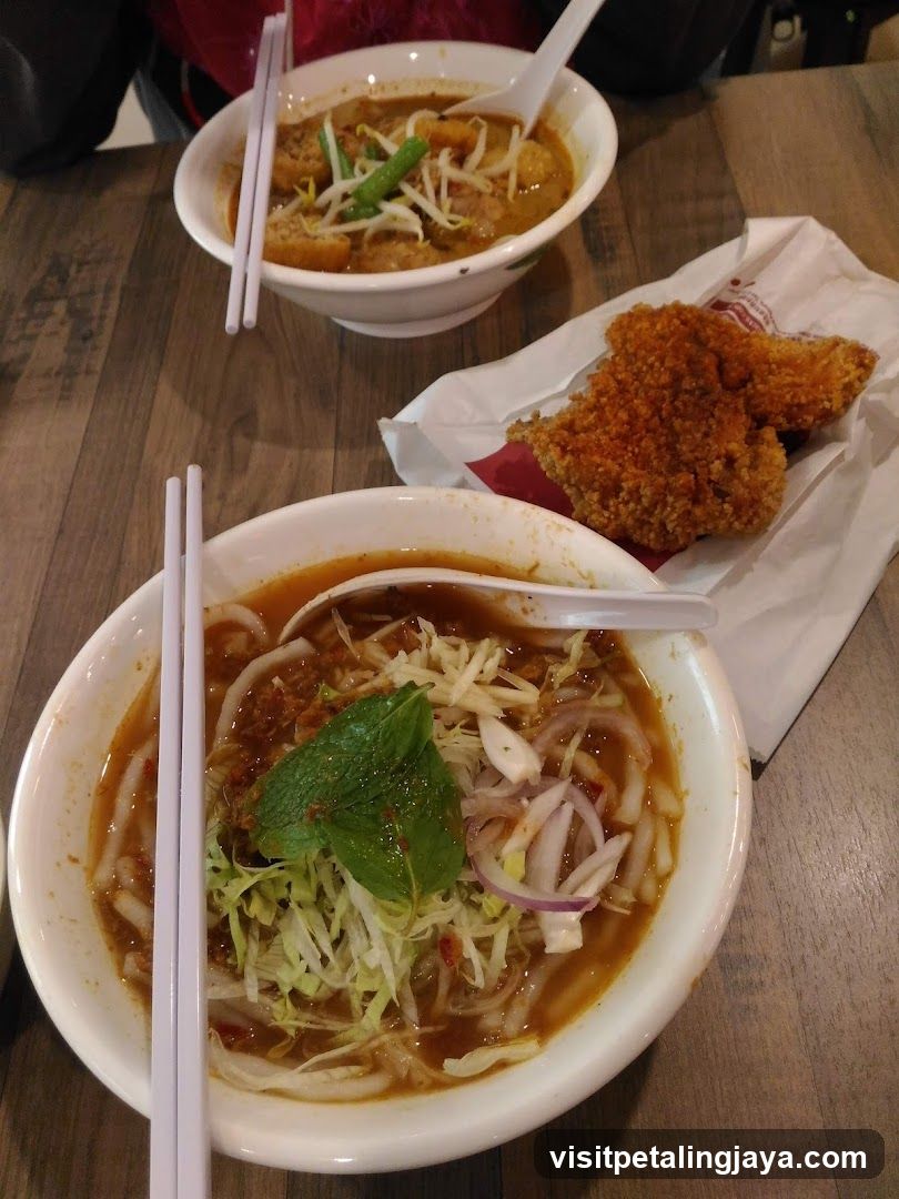 Noodle and Fried Chicken Meal