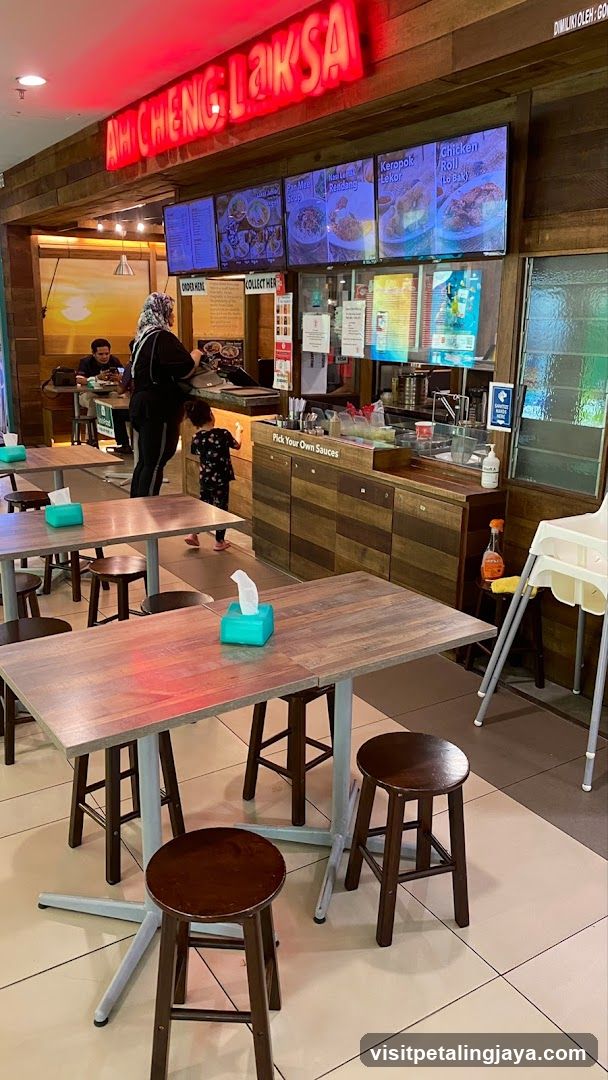 Ahi Cheng Laksa Food Stall Interior