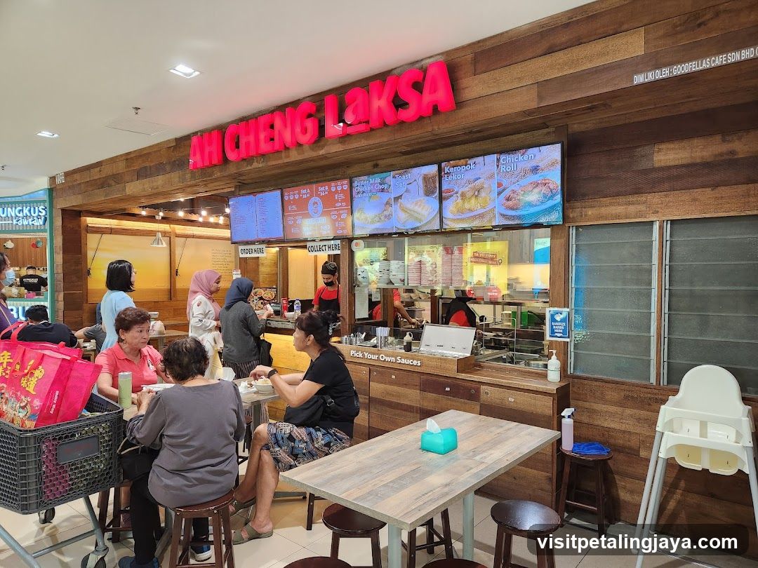 Ah Cheng Laksa Food Stall Interior