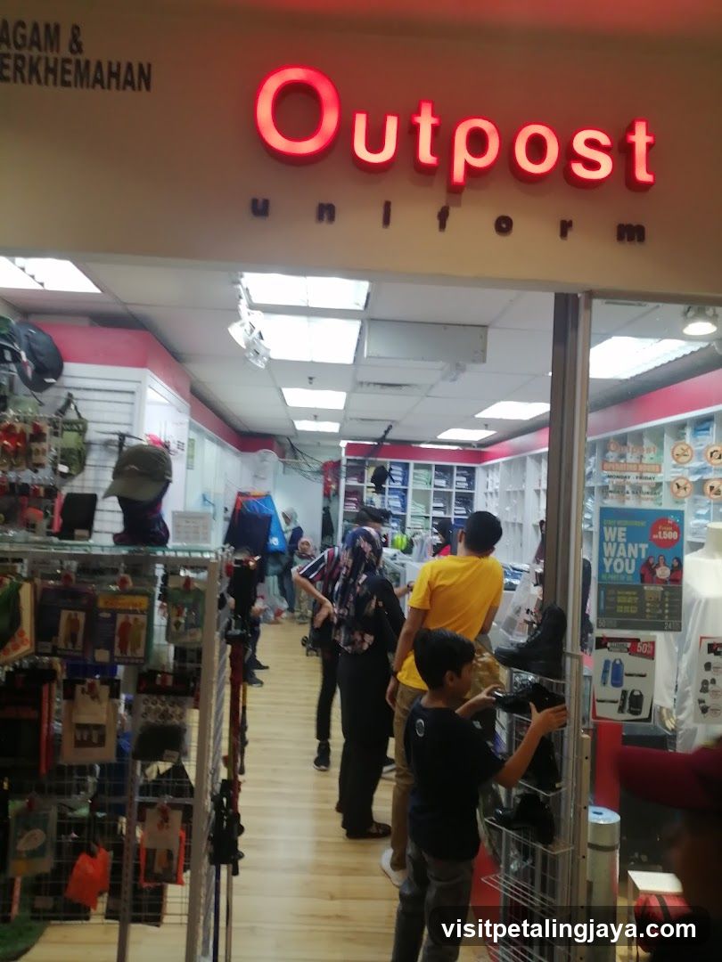 Outpost Amcorp Mall PJ
