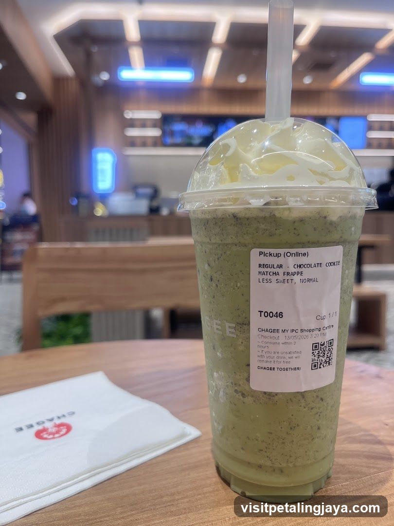 Matcha Frappe with Whipped Cream