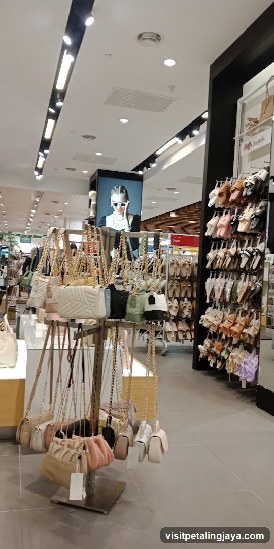 Fashion Store Interior Display