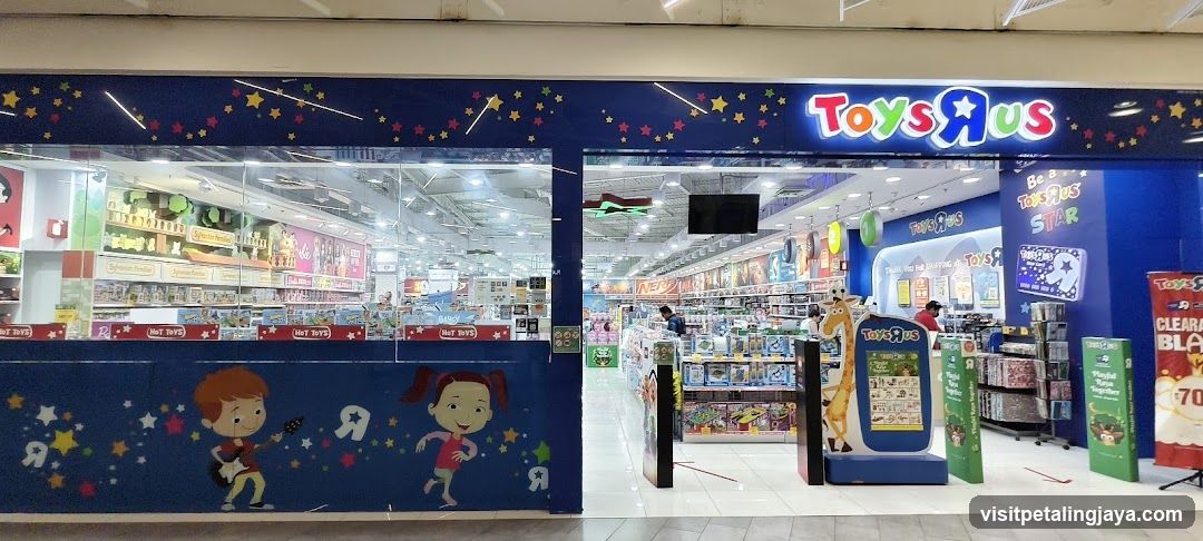Toys"R"Us - IPC Shopping Centre