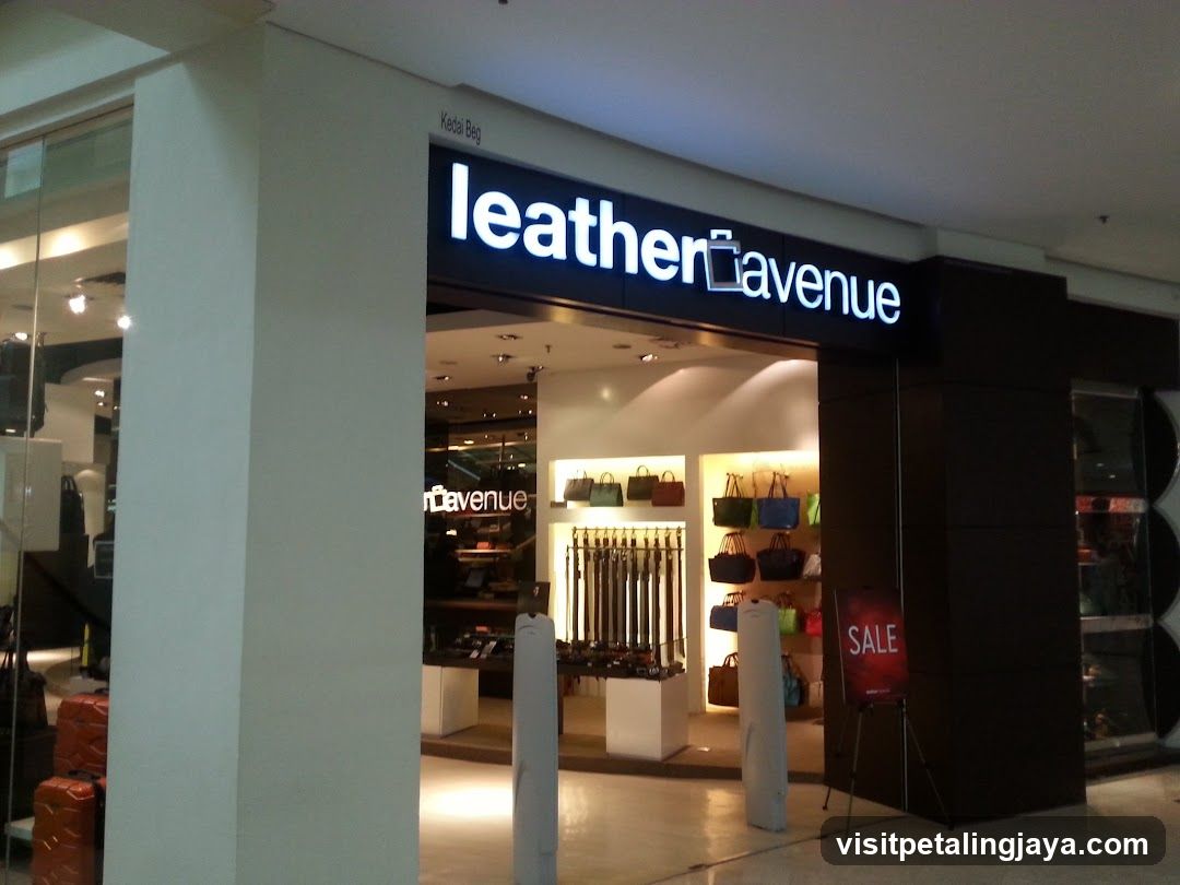 Leather Avenue - The Curve