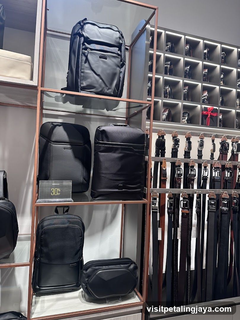 Accessories Display Shelf
