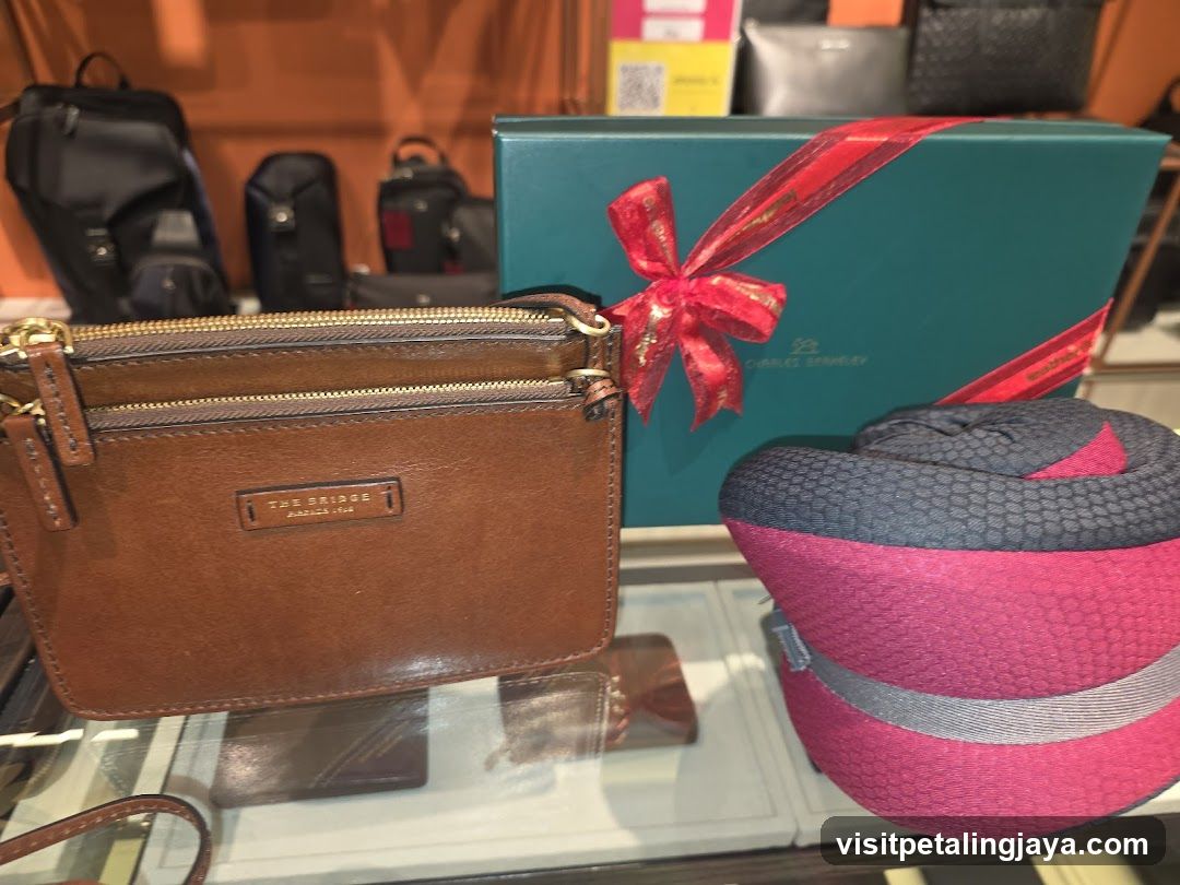 Fashion Accessories Display